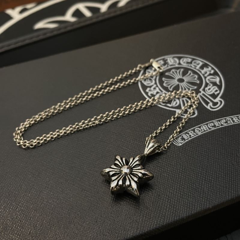 Ch*0me He**ts necklaces